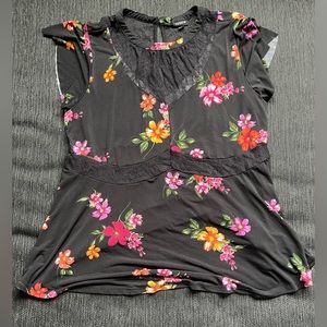 Torrid Size 2 (18/20) Top